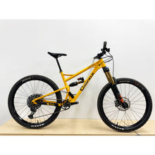 Load image into Gallery viewer, DEMO BIKE: LITHIUM - Gnarigold - Large (Complete Bike) Zeb, not Fox