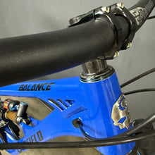 Load image into Gallery viewer, Balance-SM-Blue-Helm-Kitsuma-Complete Bike- Cockpit