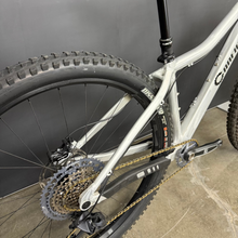 Load image into Gallery viewer, DEMO_BIKE_YELLI_SCREAMY_-_Raw_-_SM-Complete_Bike-Rear