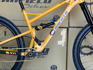USED DEMO BIKE: LITHIUM - Gnarigold - Large (Complete Bike)