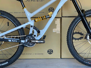 USED DEMO BIKE: ONE.2 DH - Avalanche White - Large (Complete Bike)